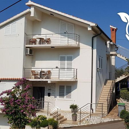 Apartmani Lidija Lopar Extérieur photo